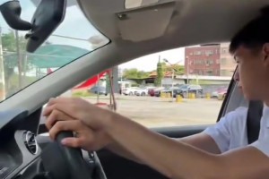 看来我唯一能胜小崔的，就是比他早拿证~😂